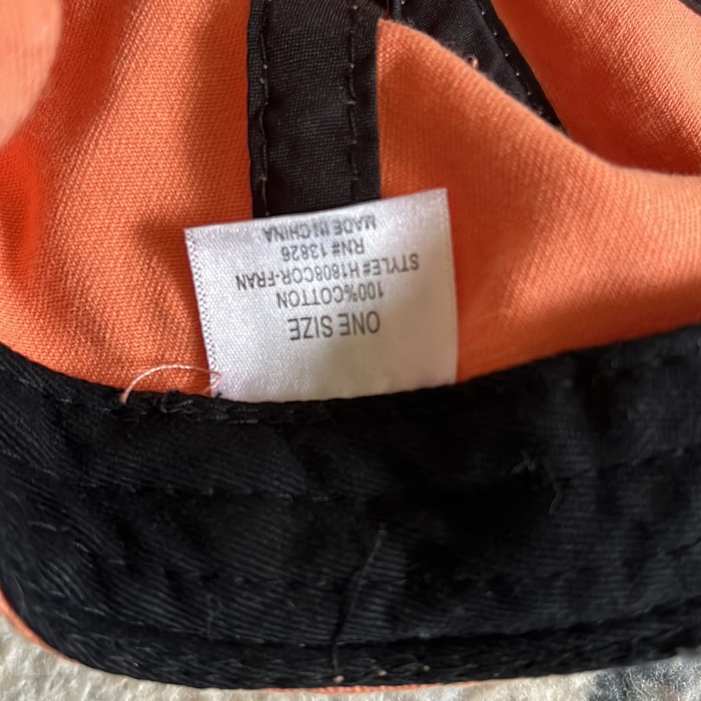 Peach hat - Picture 5 of 6
